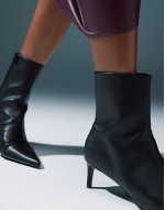 Rosalie kitten heel mid boots in black