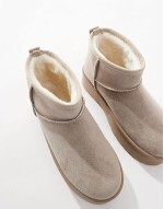 mini flatform boots in mushroom