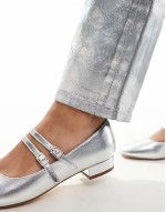 double strap flat shoe in silver