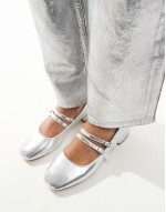 double strap flat shoe in silver
