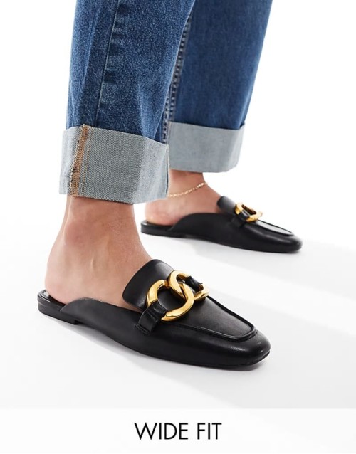 Wide Fit Mia mule in black