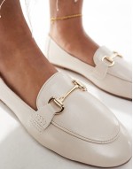 Nori Wide Fit buckle detail loafer in cream