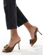 Natter bow detail high heeled mules in sand